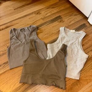 Spring top bundle 🫶